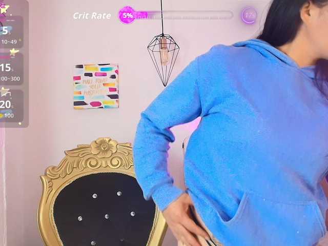 Melannyy-- live cam on BongaCams