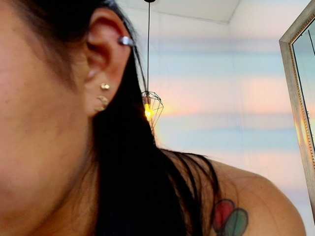 Melannyy--'s BongaCams show and profile