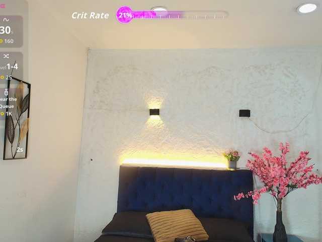 Melannyy-- live cam on BongaCams