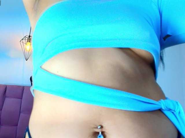 Melannyy-- live cam on BongaCams