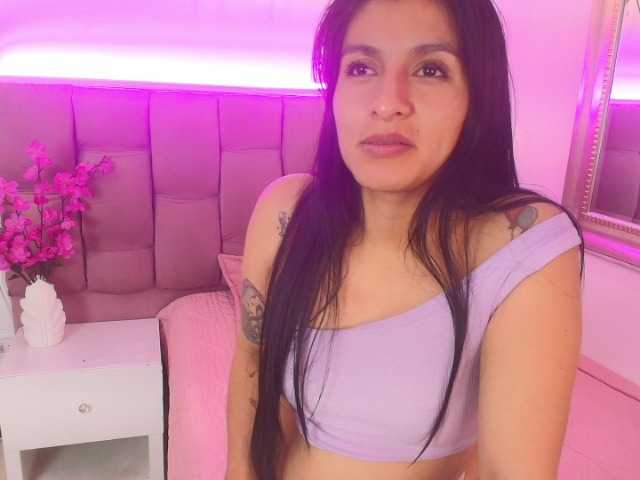Melannyy--'s BongaCams show and profile