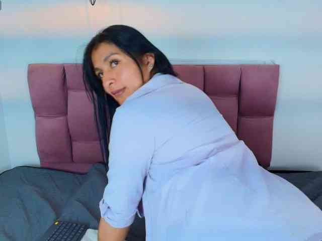 Melannyy-- webcam