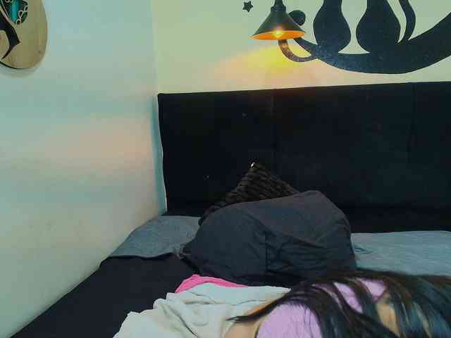 Melannyy-- webcam