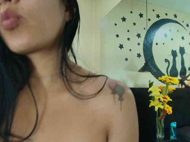 Melannyy-- webcam