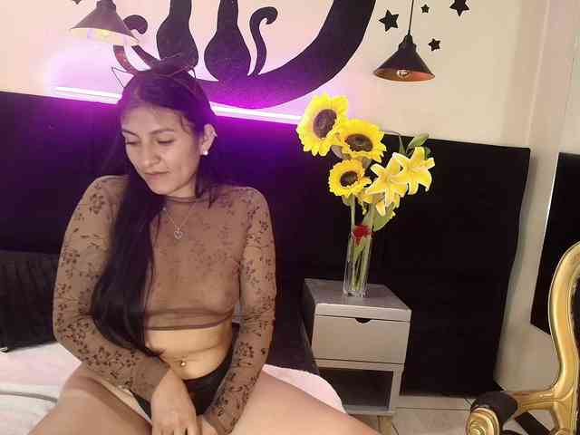 Melannyy-- webcam