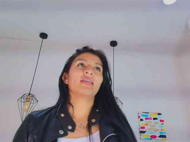 Melannyy-- webcam