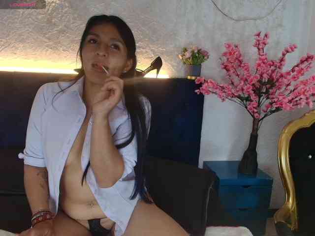 Melannyy-- Melannyy--
