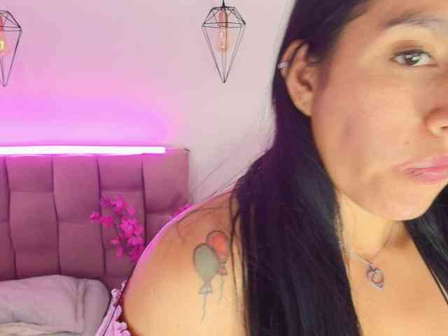 Melannyy-- webcam