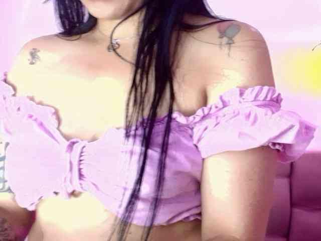 Melannyy-- webcam