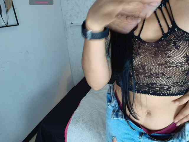 Melannyy-- webcam