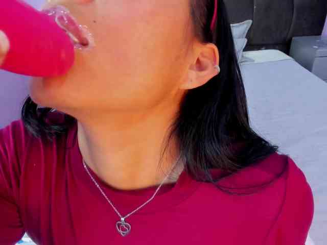Melannyy-- webcam