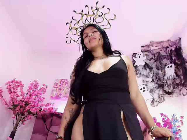 Melannyy--'s webcam live show