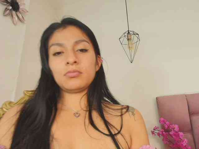 Melannyy-- webcam