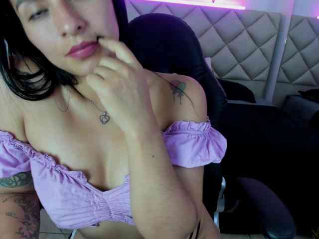 Melannyy-- webcam
