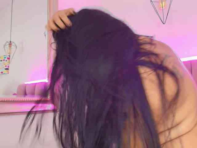 Melannyy-- webcam
