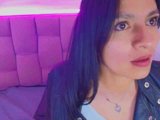 Melannyy-- webcam