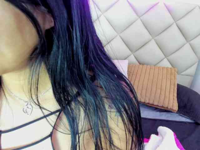 Melannyy-- webcam