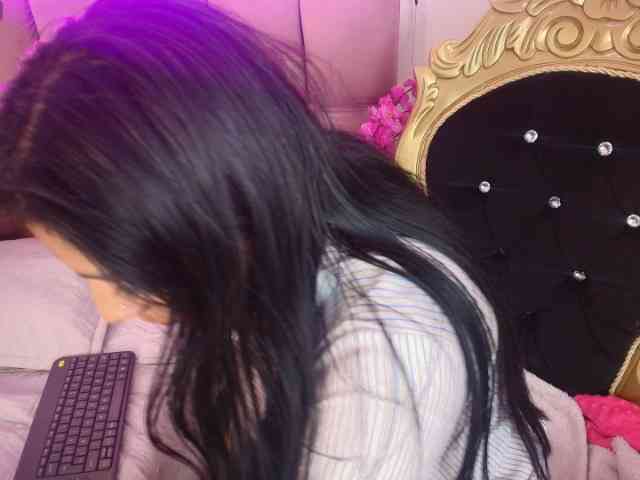 Melannyy-- webcam
