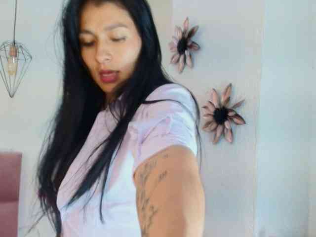 Melannyy-- webcam
