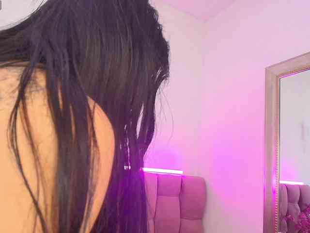 Melannyy-- webcam