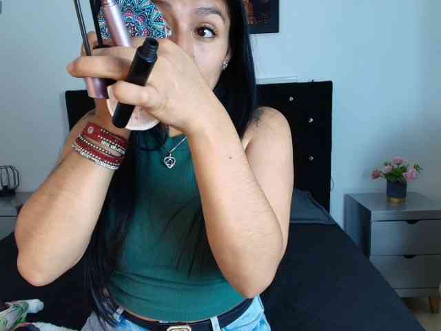 Melannyy-- webcam