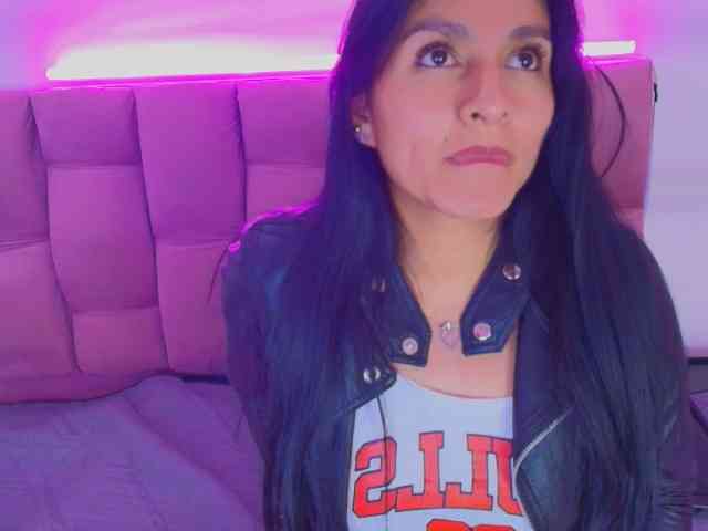 Melannyy-- webcam
