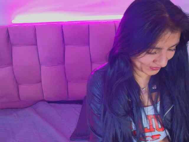 Melannyy-- webcam
