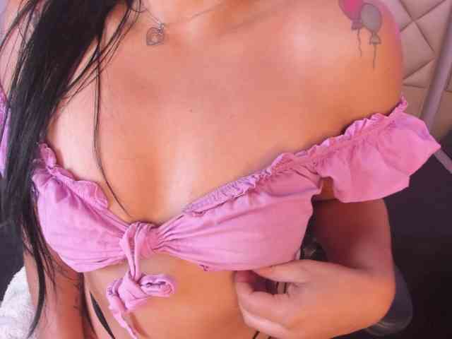 Melannyy-- webcam