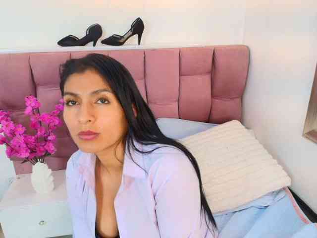 Melannyy-- webcam