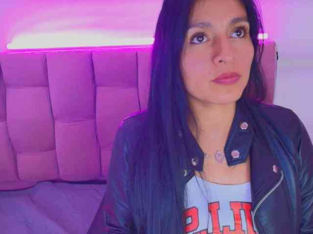 Melannyy-- webcam