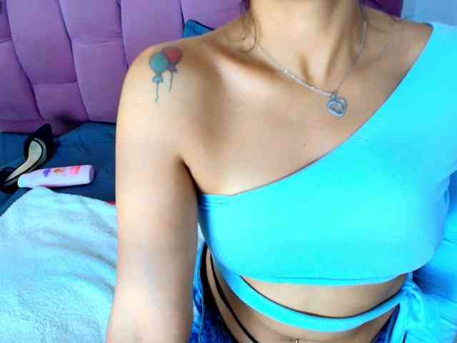 Melannyy-- webcam