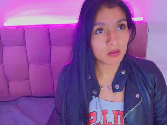 Melannyy-- webcam