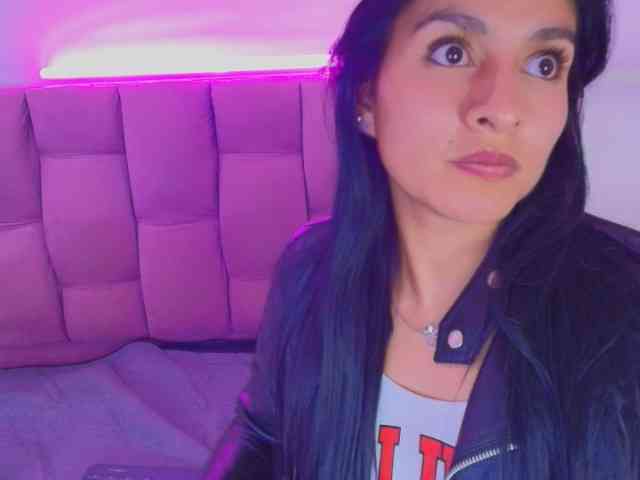 Melannyy-- webcam