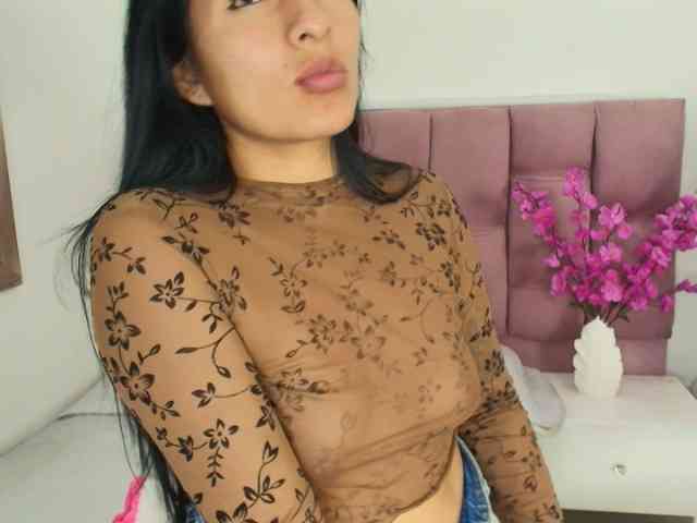 Melannyy-- webcam