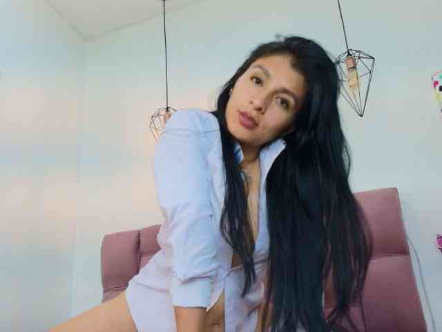 Melannyy-- webcam