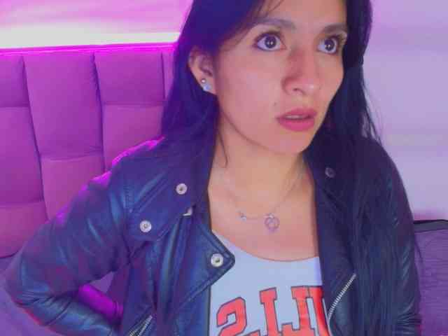 Melannyy-- Live Webcam on BongaCams