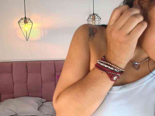 Melannyy-- webcam