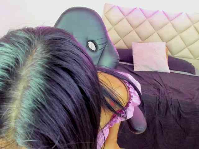 Melannyy-- webcam