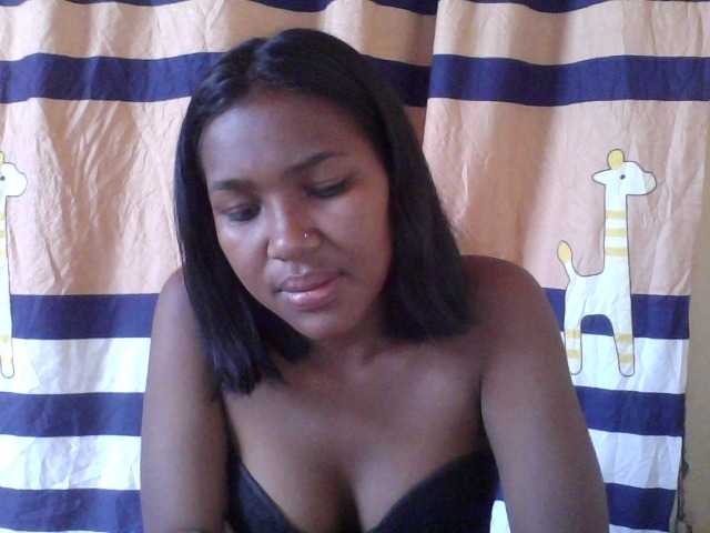 Adohh live cam on BongaCams