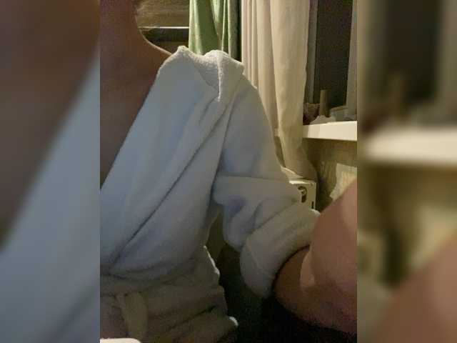 sweet-space8899-9988-1 live cam
