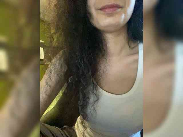 sweet-space8899-9988-1 webcam