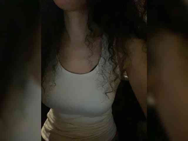 sweet-space8899-9988-1 webcam