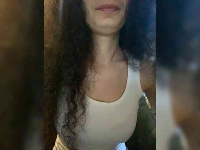 sweet-space8899-9988-1 webcam