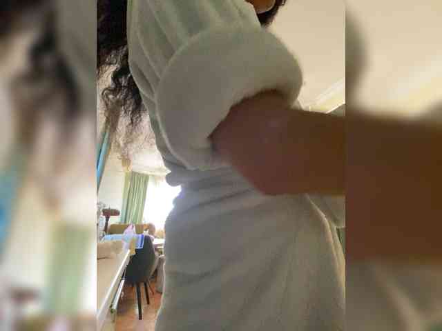 sweet-space8899-9988-1 webcam