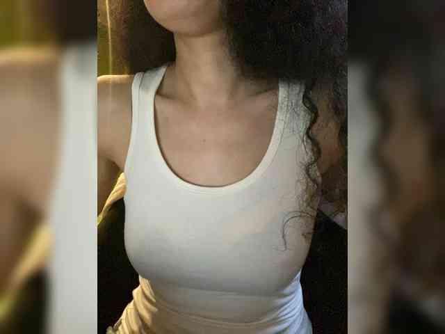 sweet-space8899-9988-1 webcam