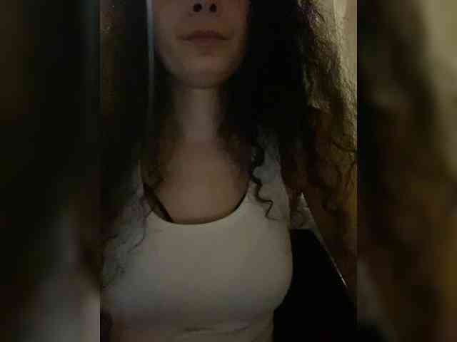 sweet-space8899-9988-1 webcam