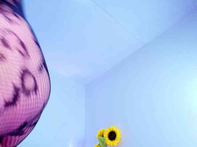 MiiaParis webcam
