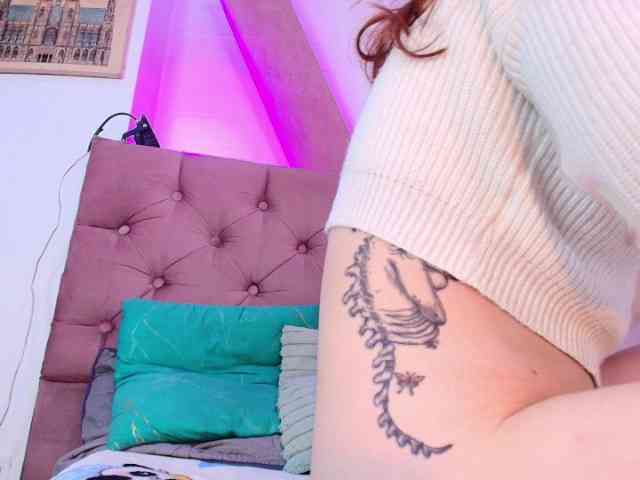 MiiaParis webcam