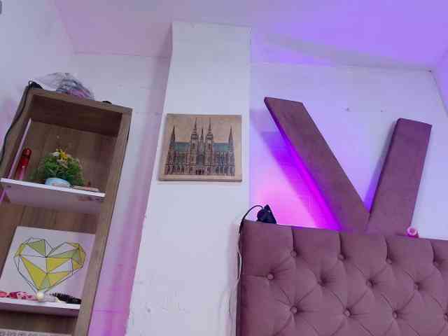MiiaParis webcam