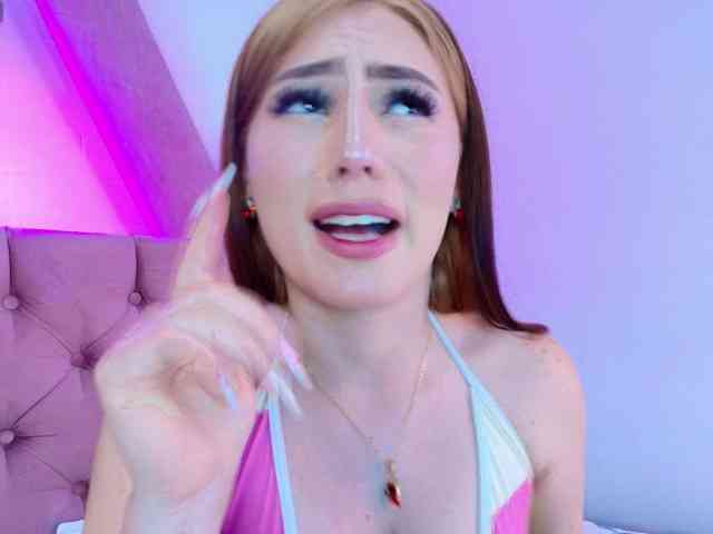 MiiaParis webcam